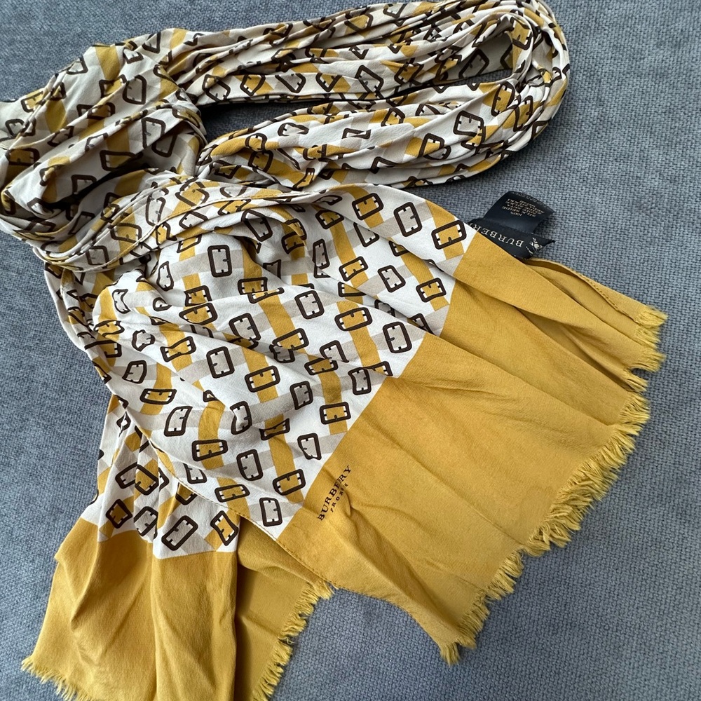 Burberry Prorsum !00% Silk Scarf